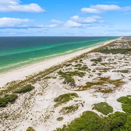 24 York Lane | Edgewater Escape Villa